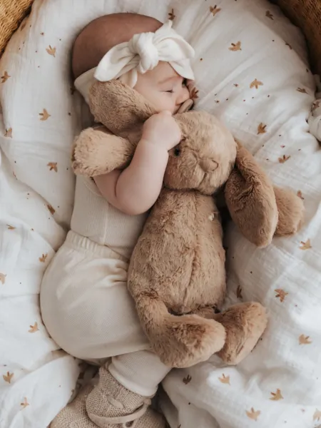 Karamel Pelin Peluş Tavşan